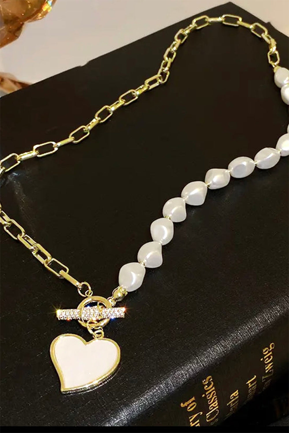 The Golden Heart Pearl Chain Necklace