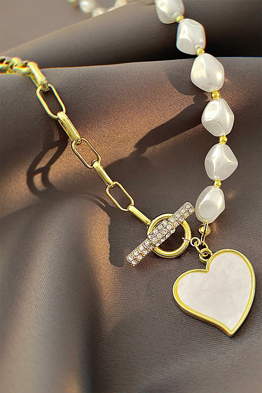 The Golden Heart Pearl Chain Necklace